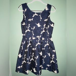 GORGEOUS FLORAL DRESS